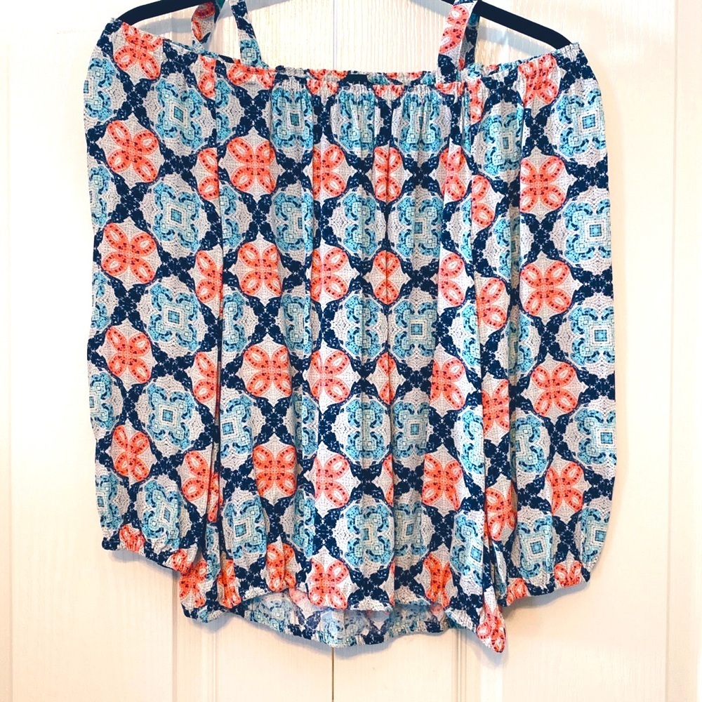 Sanctuary Off Shoulder Mosaic 3/4 sleeves Woman’s Top Size XS